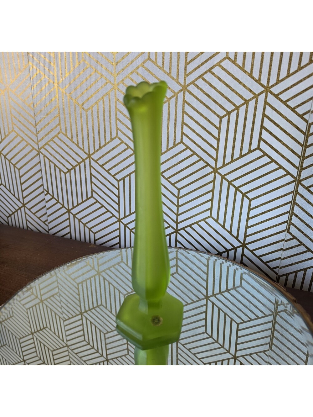 Vintage Westmoreland Collectible Frosted Green Satin Swung Stretch Bud Vase 9" - Picture 3 of 10